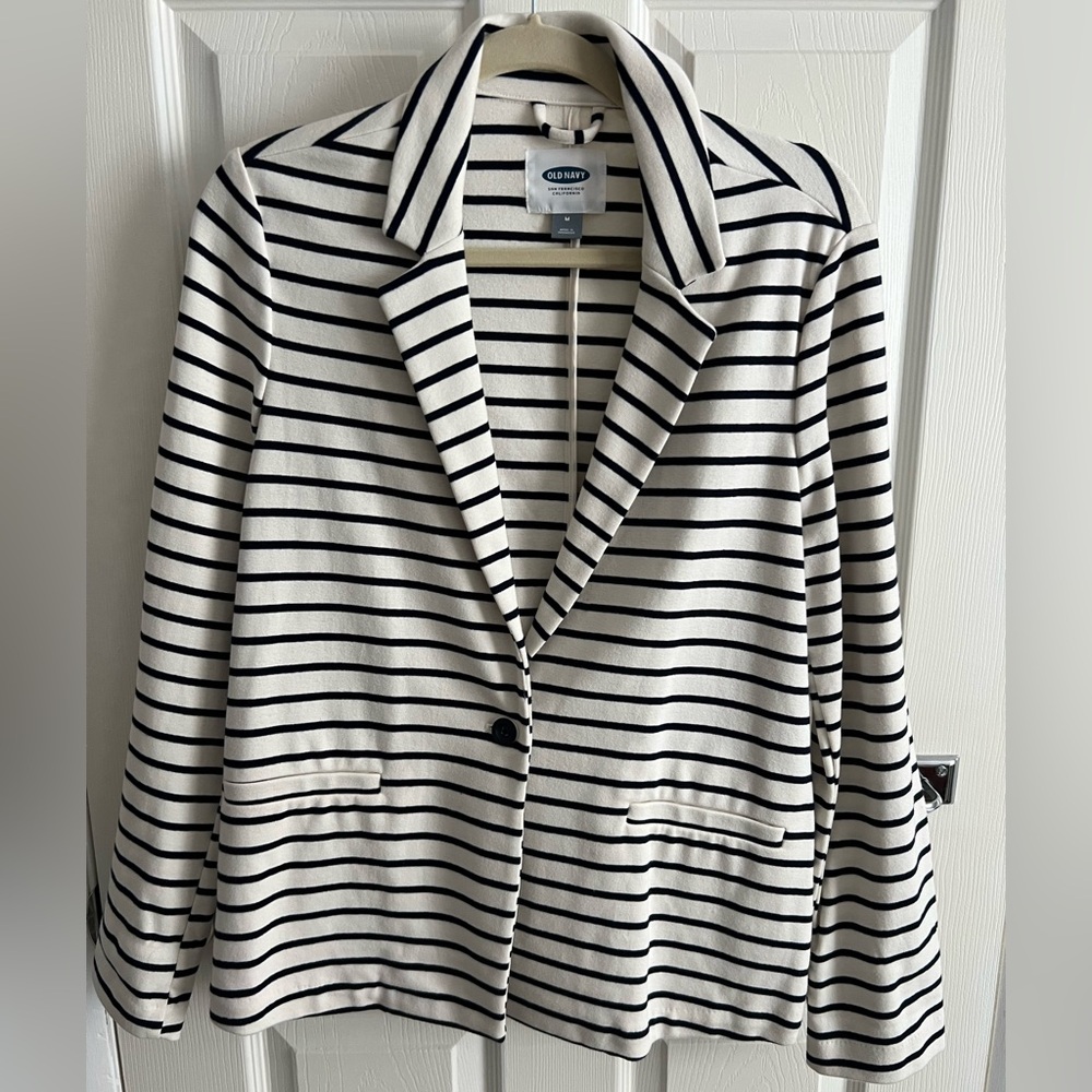 Old Navy Women's Striped Blazer - Black and White